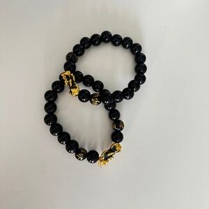 Black obsidian vintage stretch bracelets